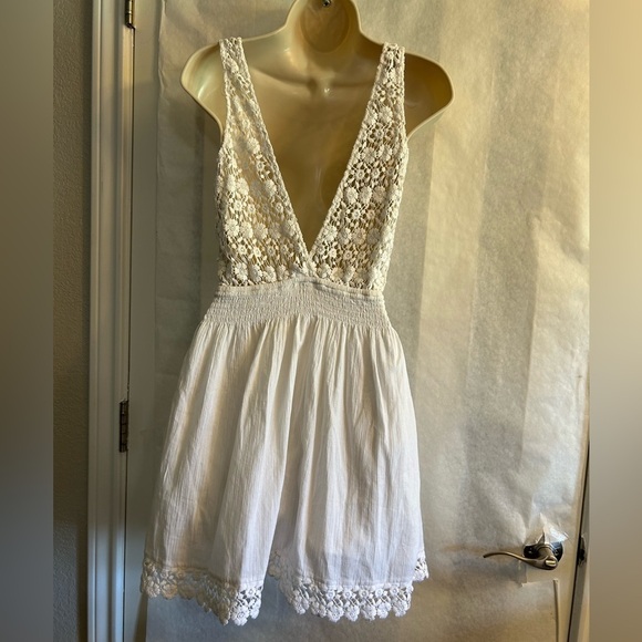 Hollister Co. Eyelet Sundress w/wide elastic waist band in off white Sz-M.  X8 - Picture 3 of 12